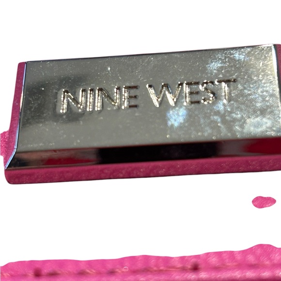 FOUR bag bundle!  Two NWT and one Teal and  one Pink Crossbody Bags - Picture 11 of 16